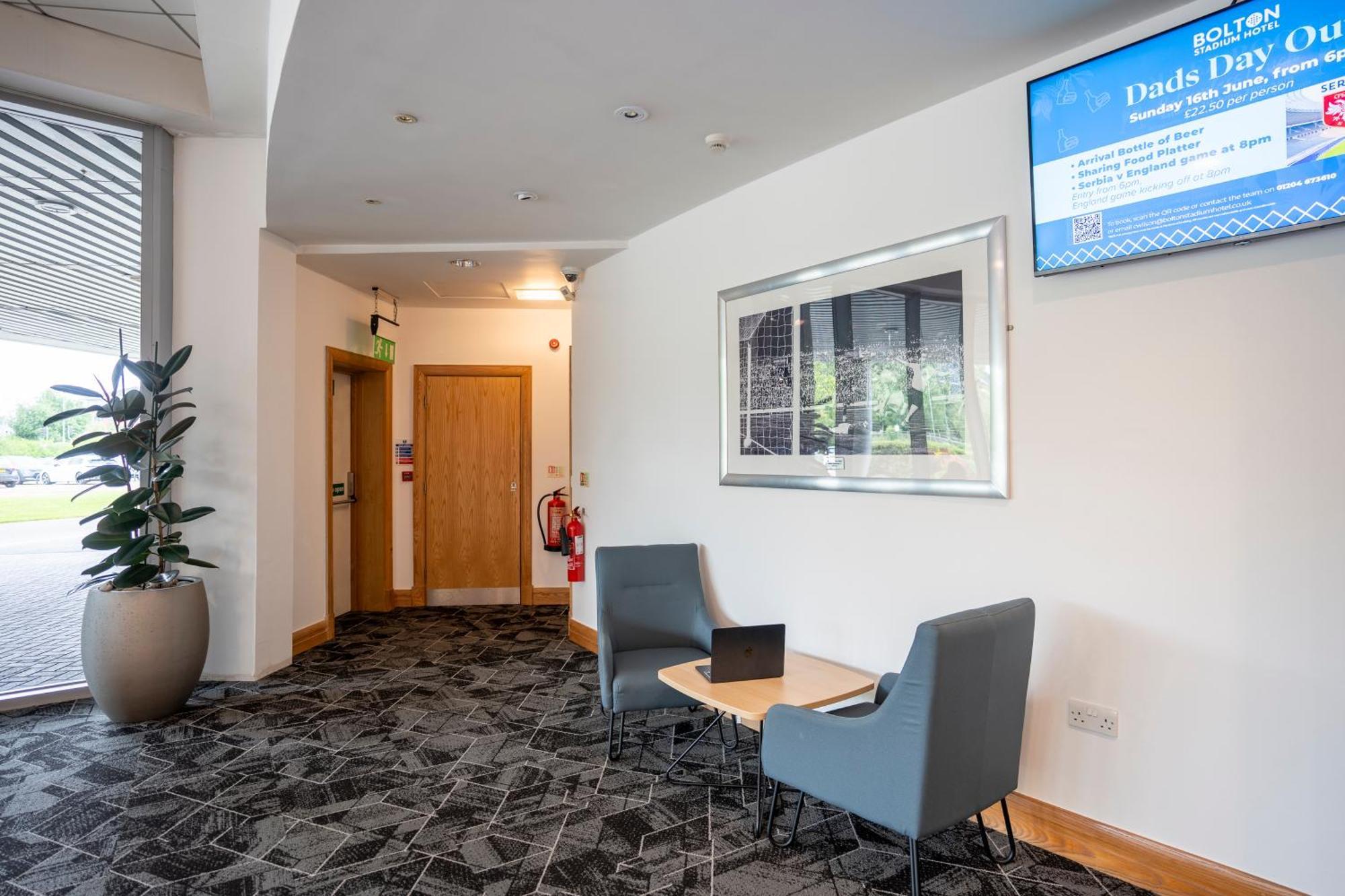 The Bolton Stadium Hotel, A Member Of Radisson Individuals Exterior foto