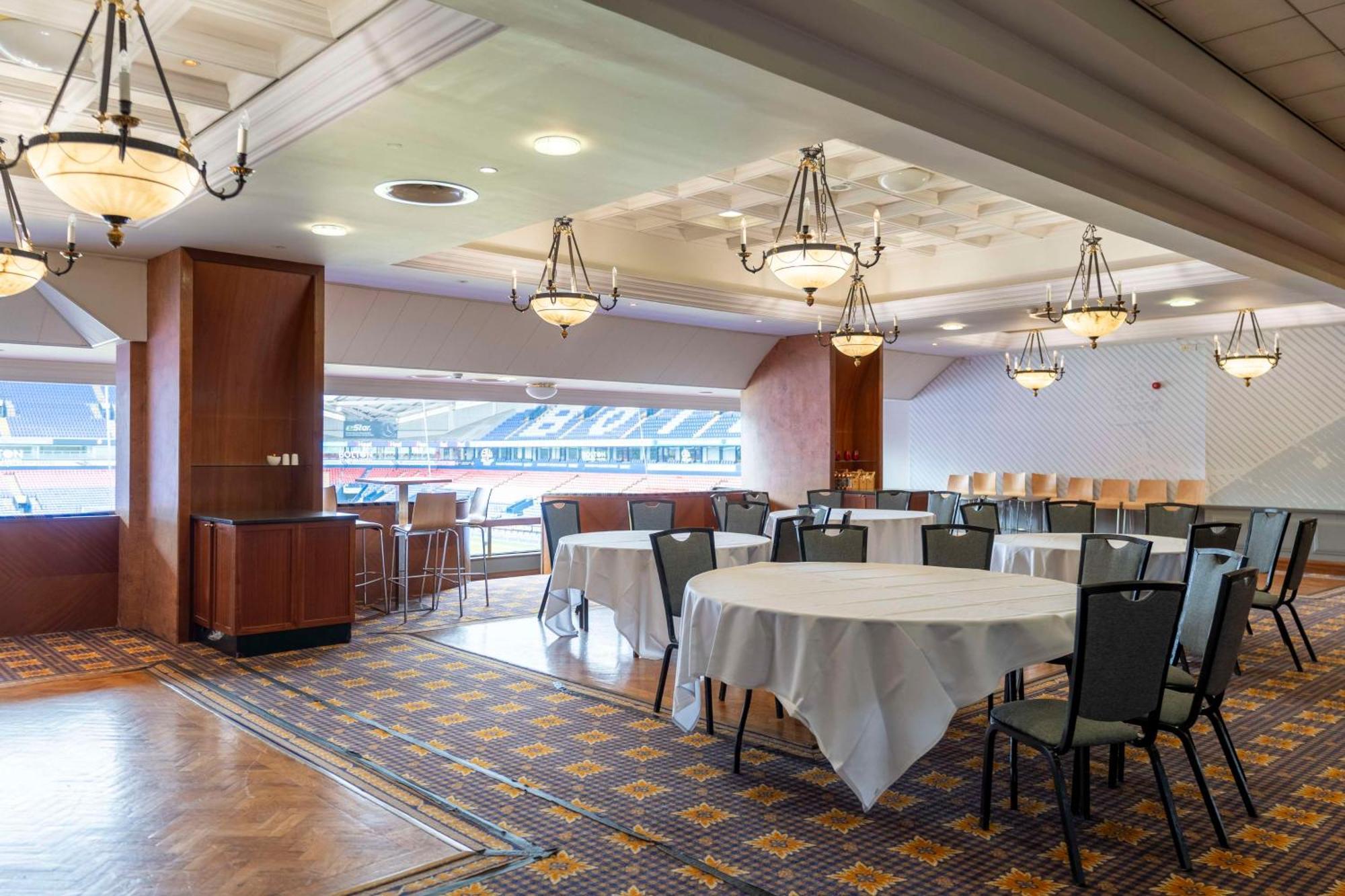 The Bolton Stadium Hotel, A Member Of Radisson Individuals Exterior foto